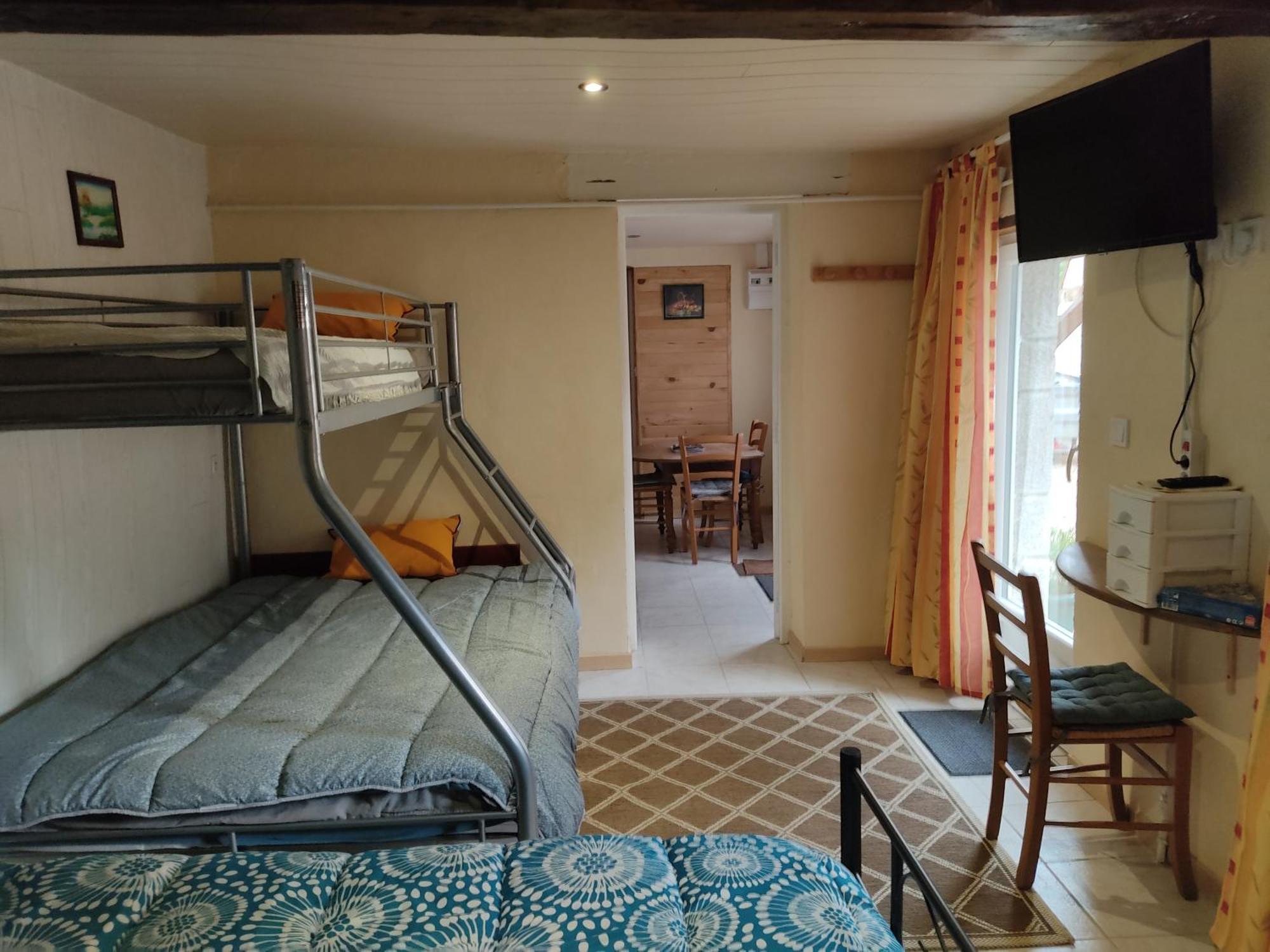 Petit Mas Cosy Du Bord De Loire A 15 Mm Du Parc Le Pal Apartment Diou (Allier)